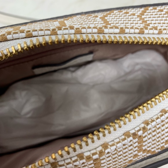 Kate spade Embellished Bee Camera Crossbody Bag - Picture 4 of 7